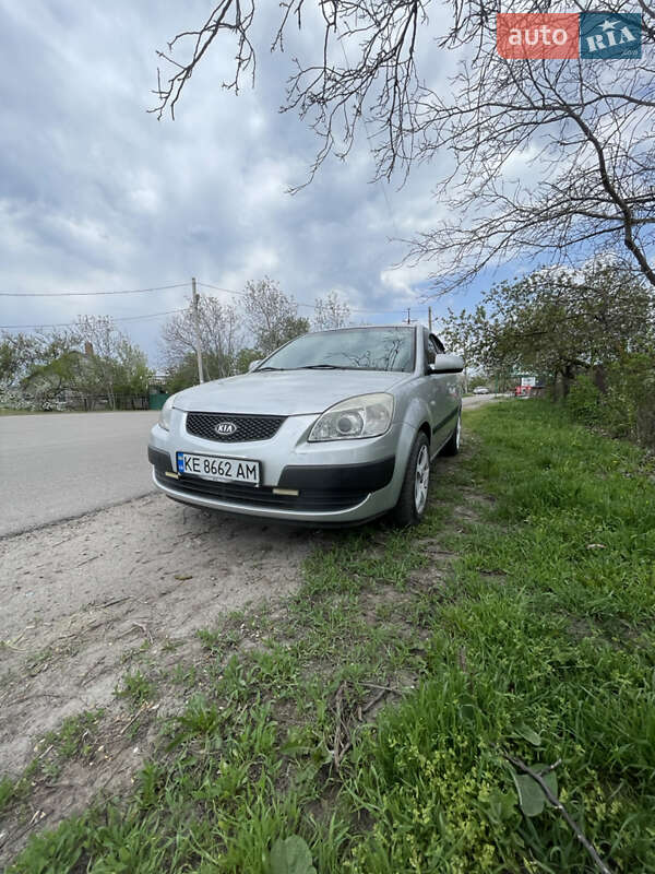 2007 kia rio