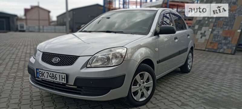 2008 kia rio