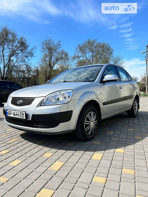 2008 kia rio