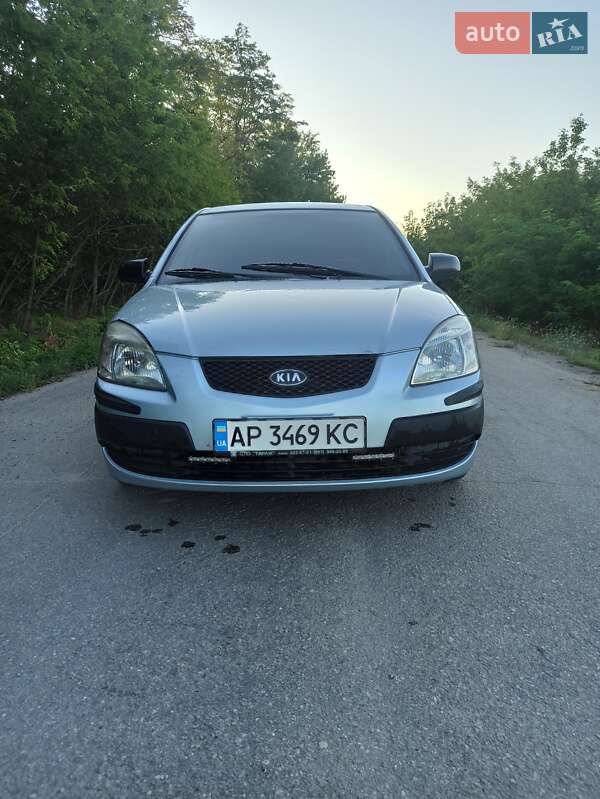 2006 kia rio