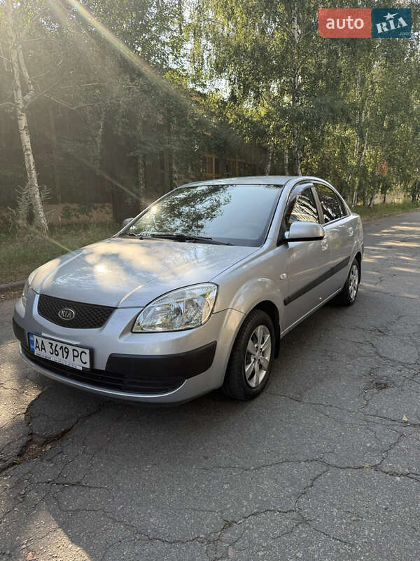 2008 kia rio
