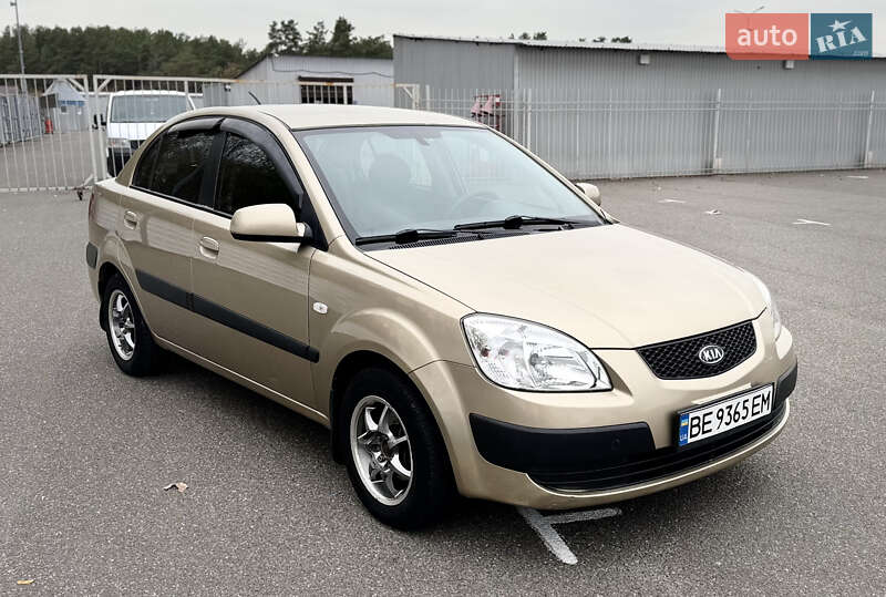 2007 kia rio