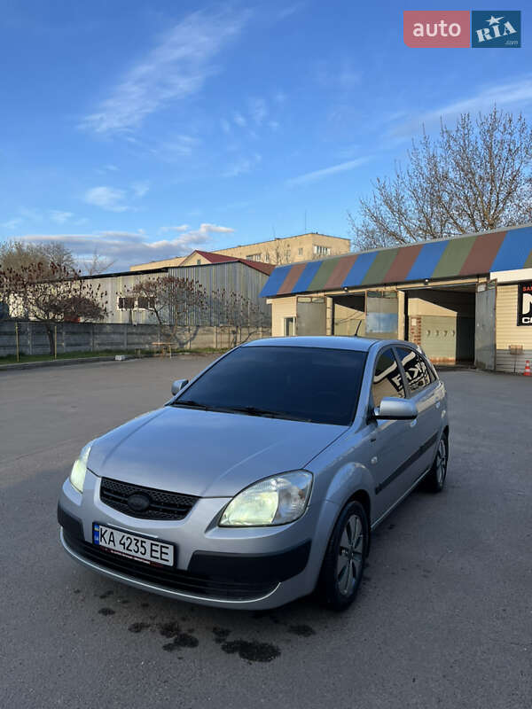 2006 kia rio