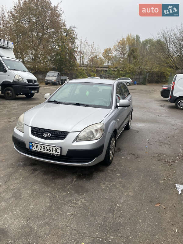 2008 kia rio