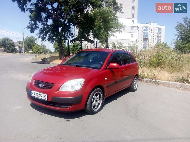 2008 kia rio