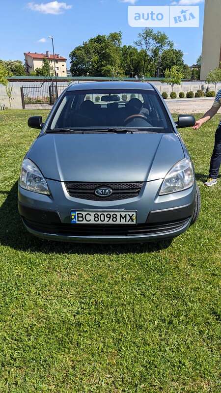 2008 kia rio