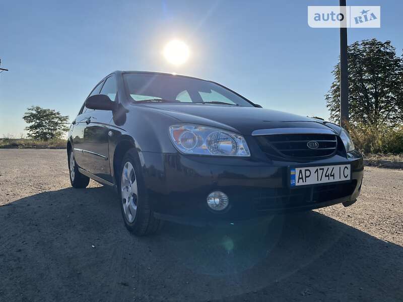 2005 kia cerato