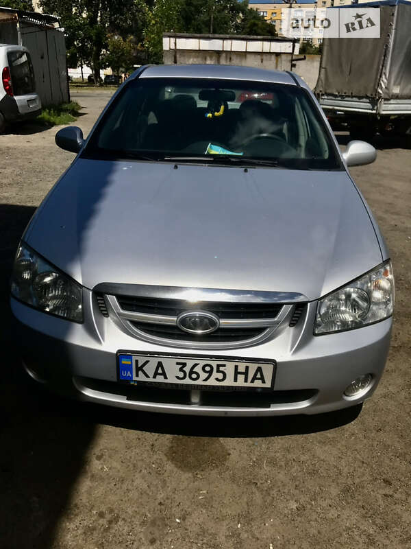 2006 kia cerato