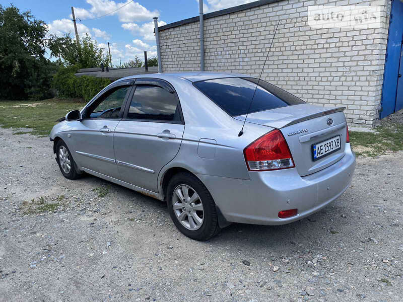 2007 kia cerato