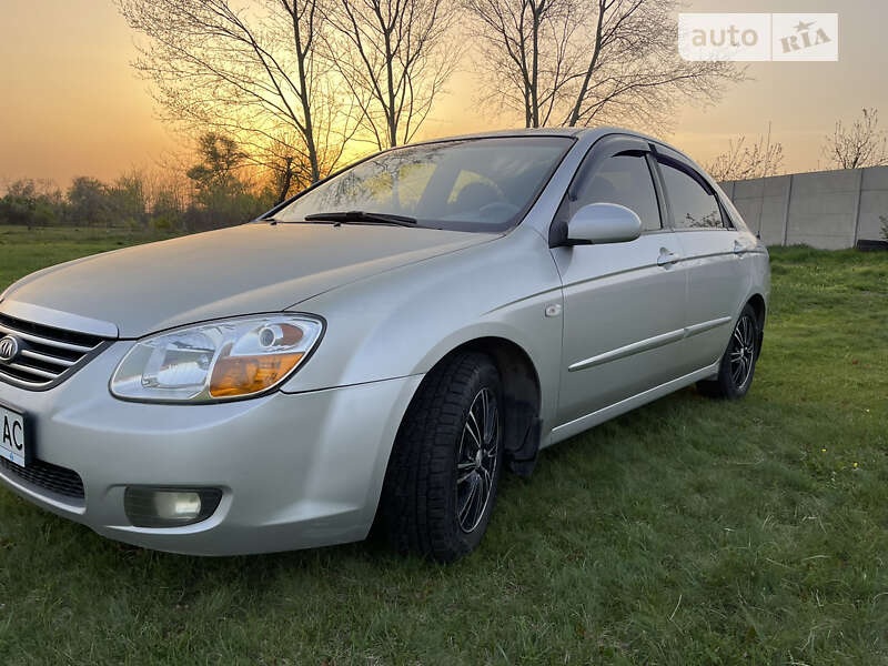 2009 kia cerato