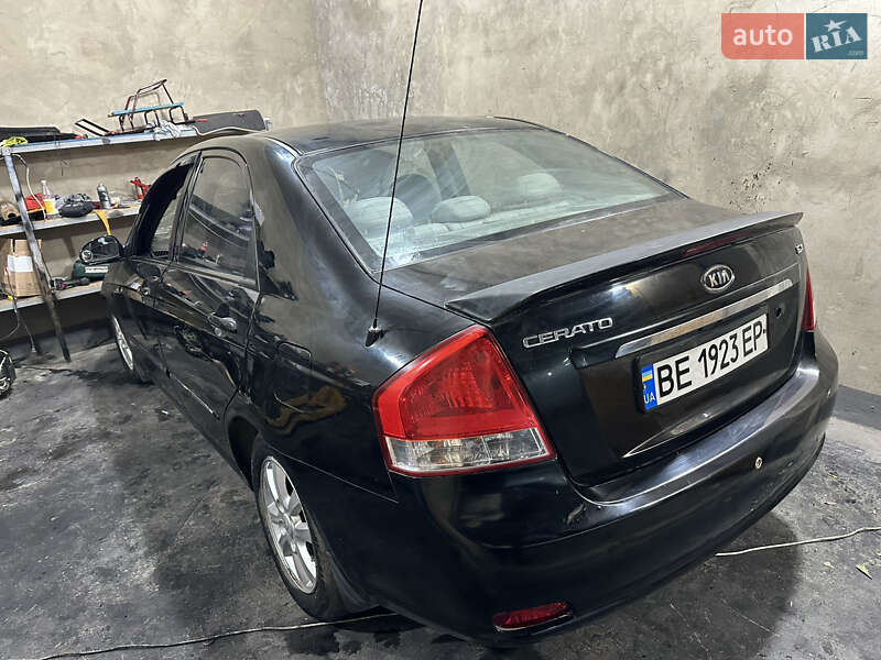 2008 kia cerato