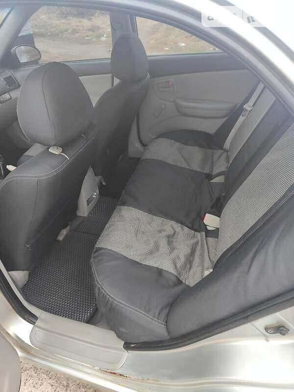 2008 kia cerato