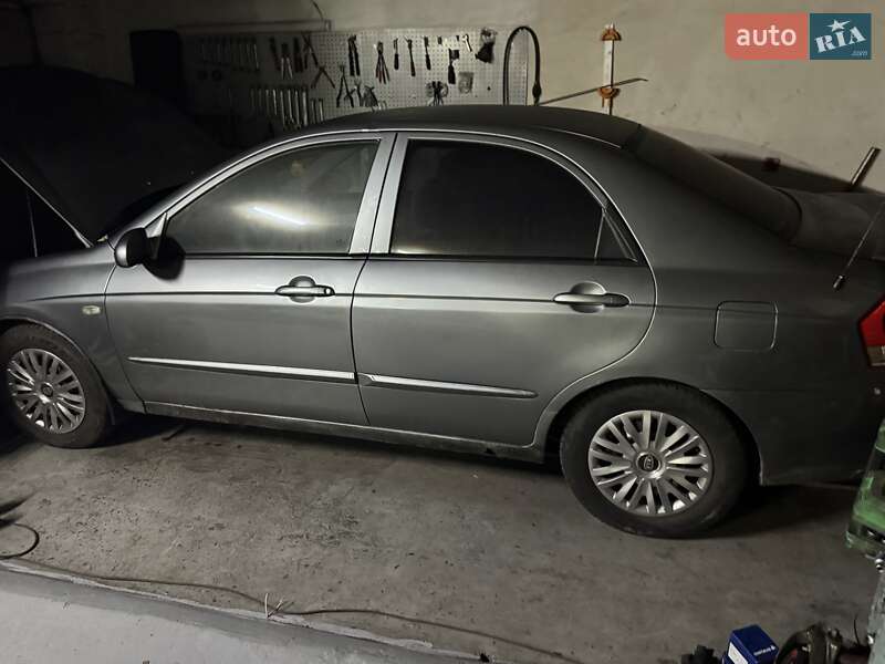 2007 kia cerato