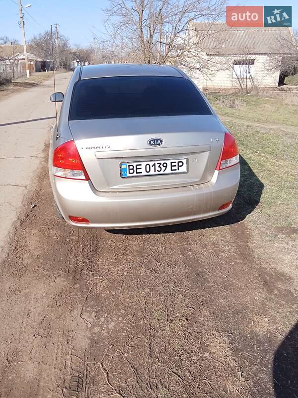 2007 kia cerato