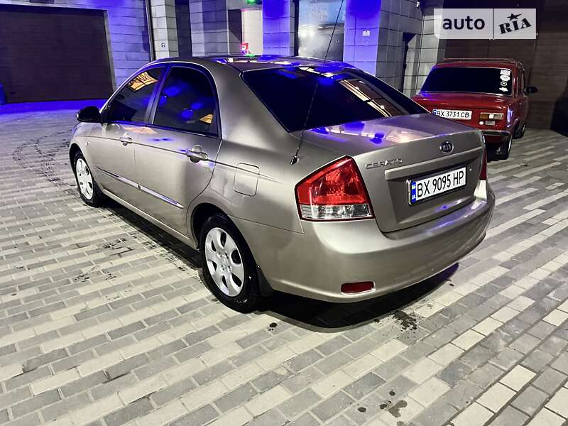 2008 kia cerato