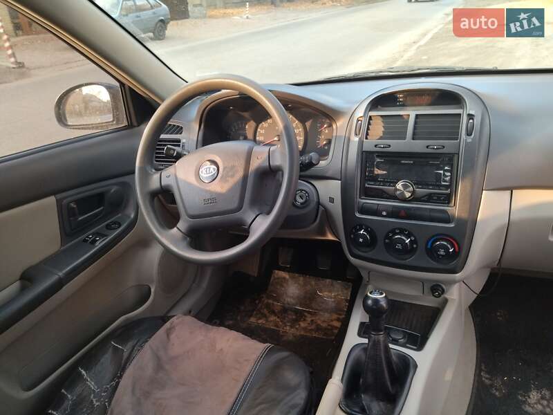2006 kia cerato