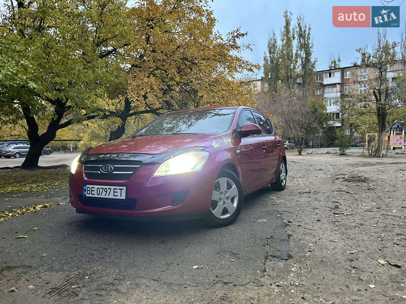 2008 kia ceed
