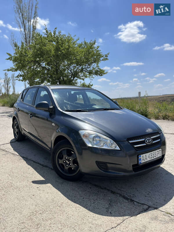 2008 kia ceed