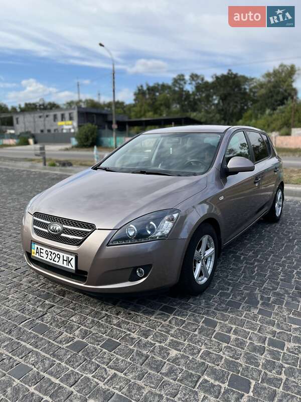 2008 kia ceed