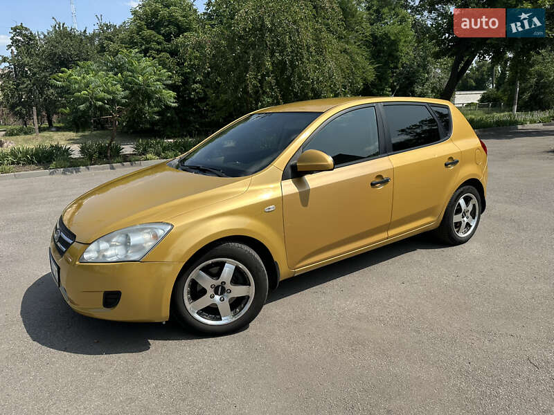 2008 kia ceed
