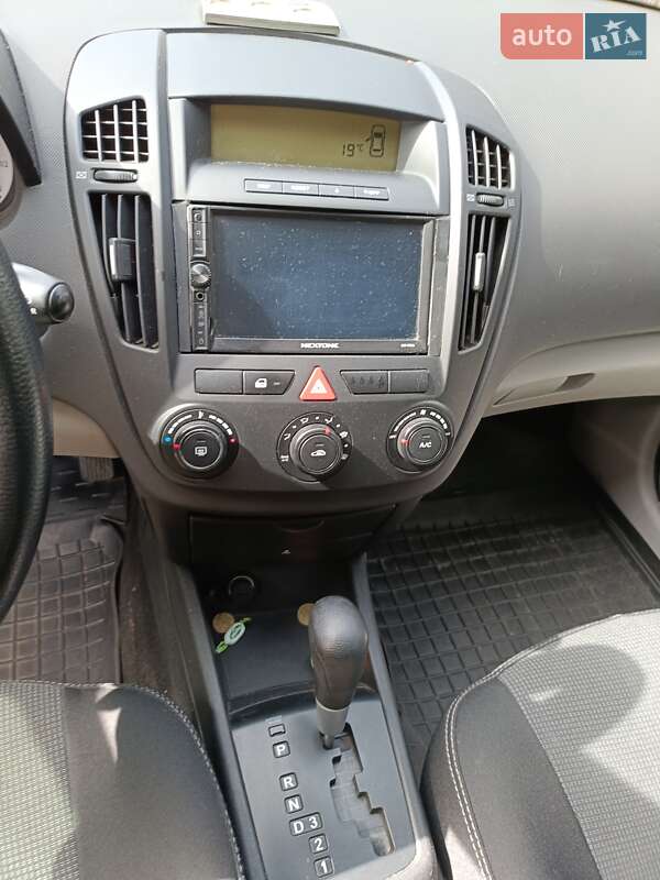 2008 kia ceed