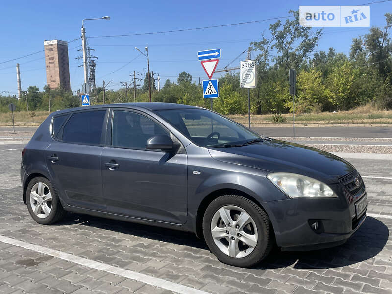 2008 kia ceed