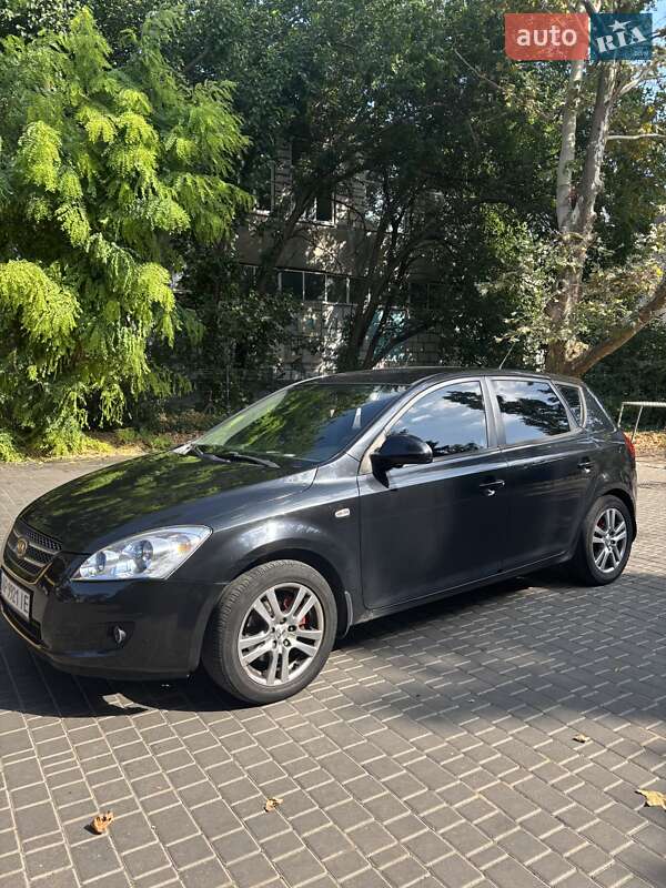 2008 kia ceed