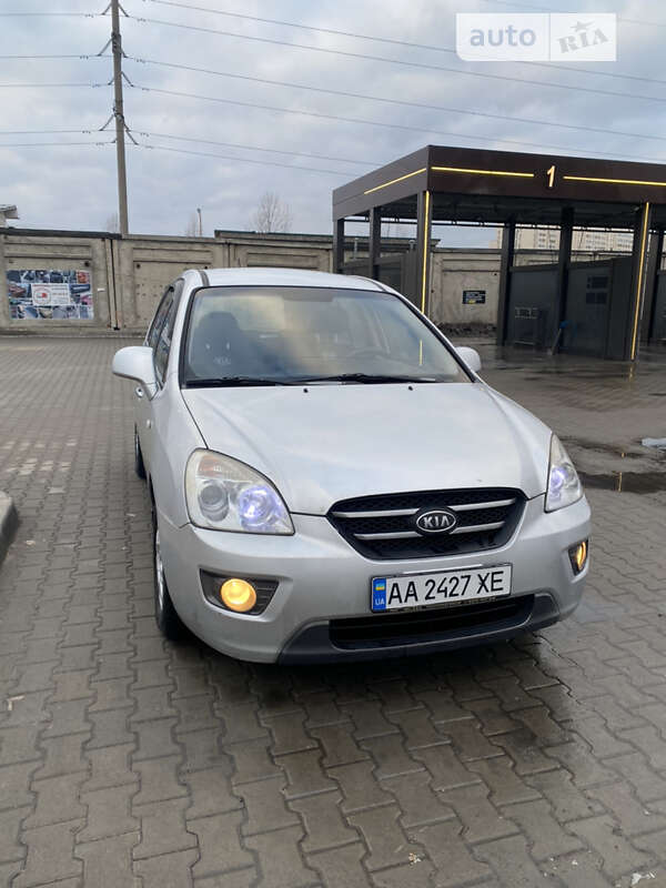 2007 kia carens