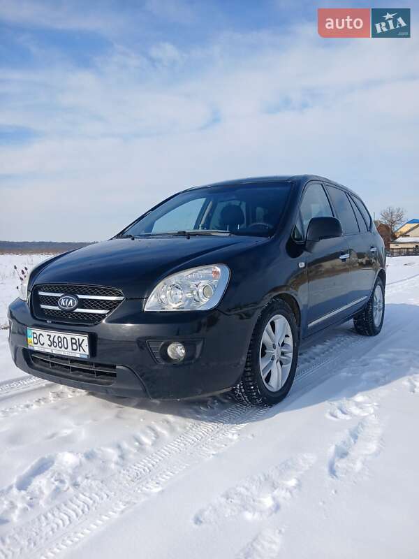 2008 kia carens