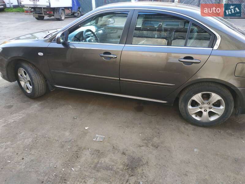2008 kia magentis