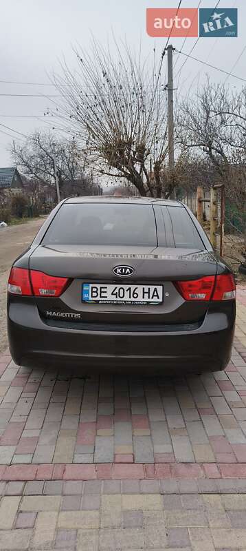 2008 kia magentis