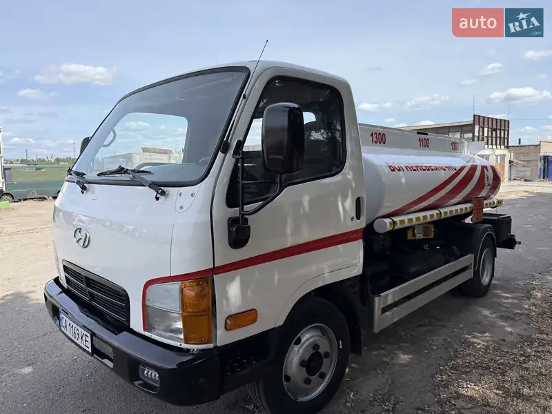 2004 hyundai hd65