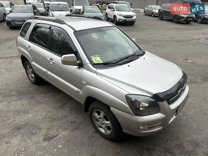 2008 kia sportage