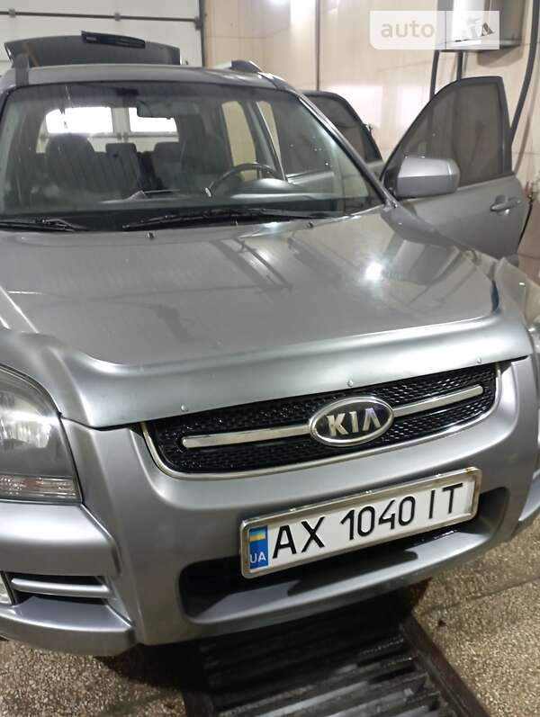 2008 kia sportage