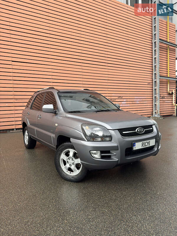 2008 kia sportage