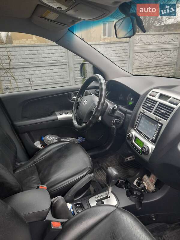 2008 kia sportage