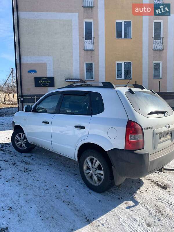 2011 hyundai tucson