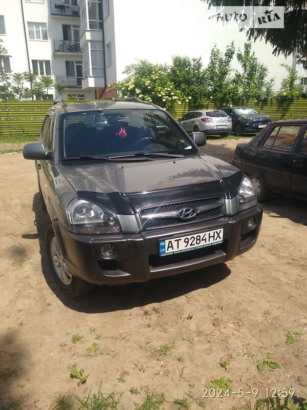 2013 hyundai tuscani