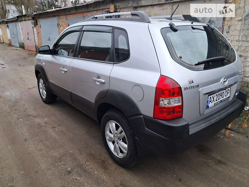 2010 hyundai tucson