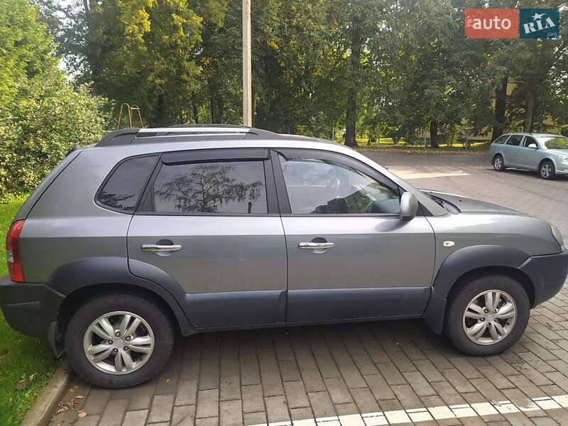 2012 hyundai tucson