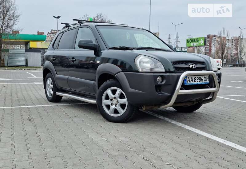 2005 hyundai tucson