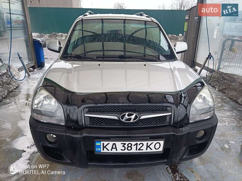 2010 hyundai tucson