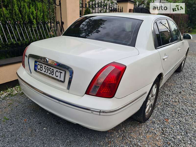 2007 kia opirus