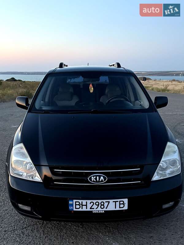 2008 kia carnival