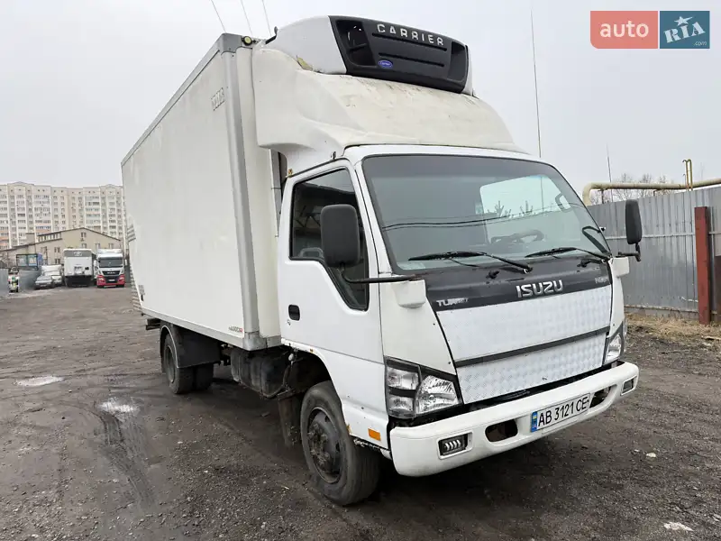 2008 isuzu nqr 71p