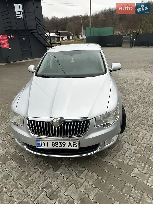 2009 skoda superb