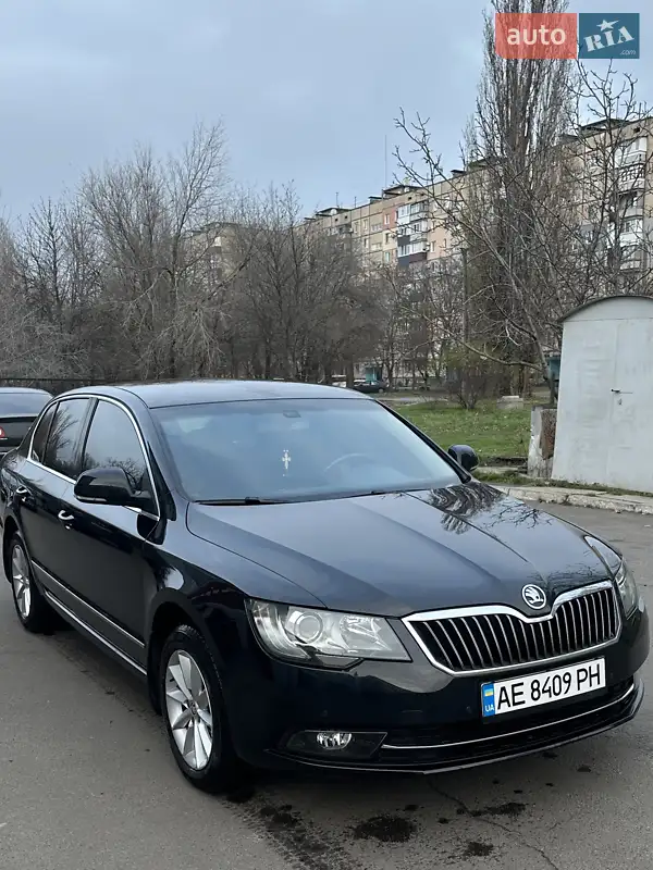 2013 skoda superb