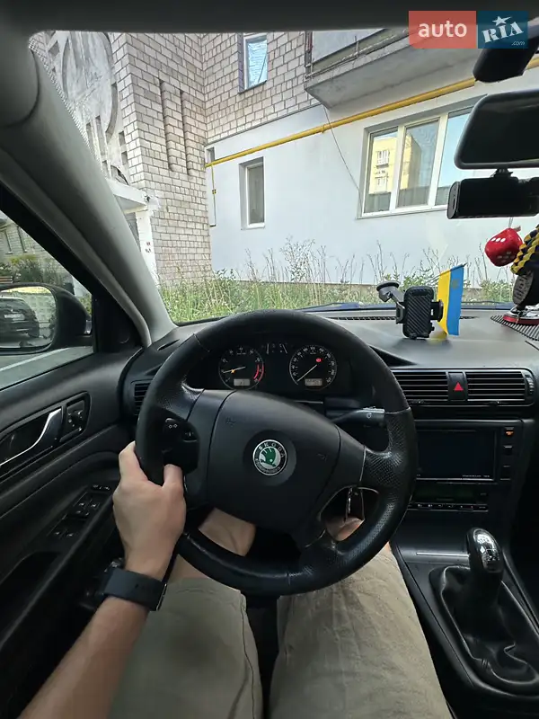2008 skoda superb