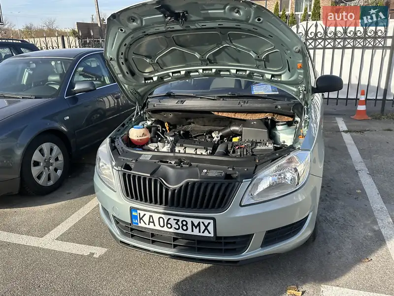 2011 skoda fabia