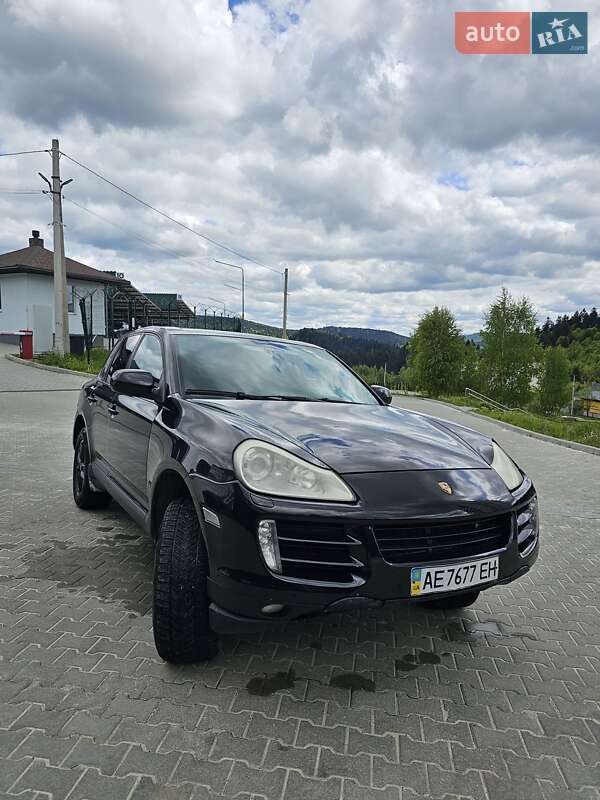 2010 porsche cayenne